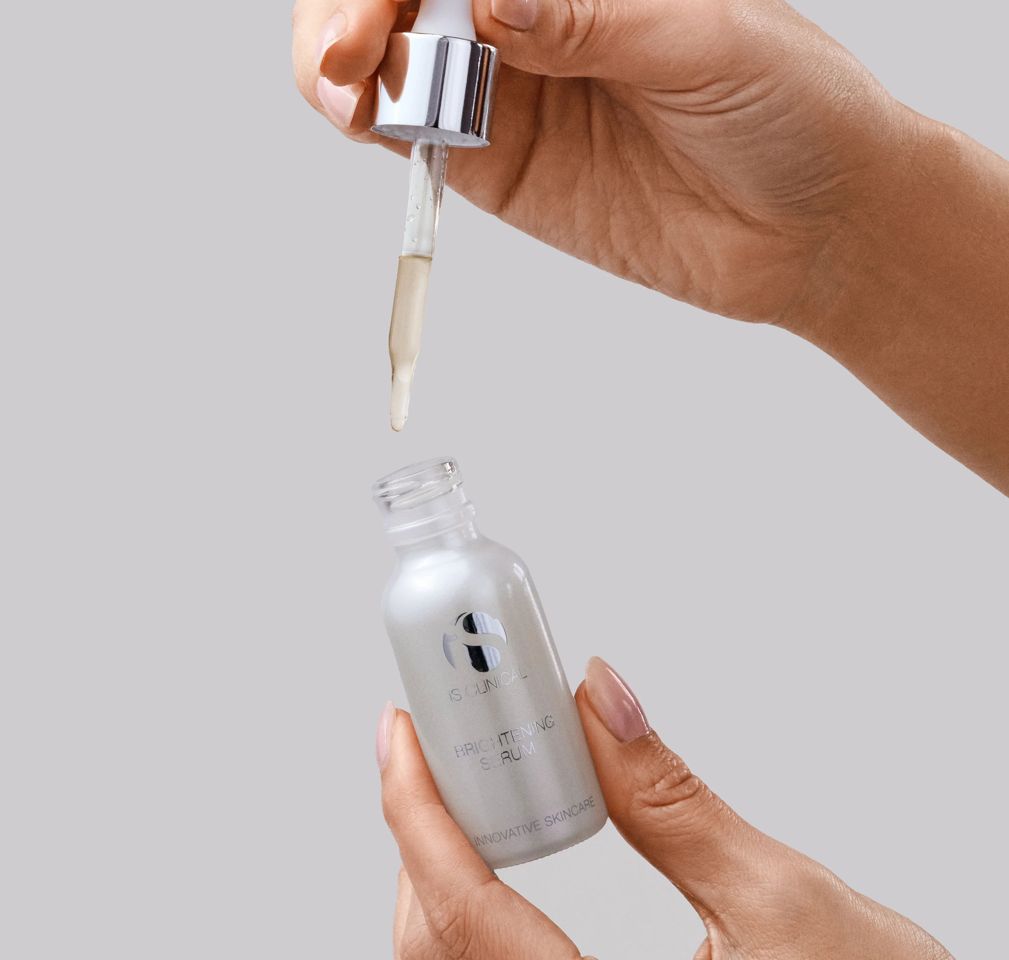 Brightening Serum - Image 4
